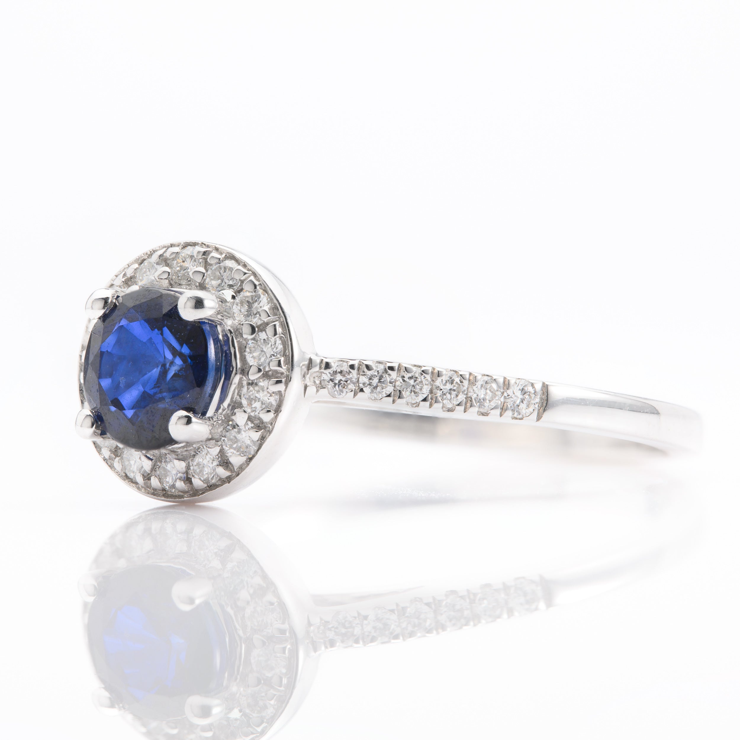 9ct White Gold Round Cut Sapphire & Round Brilliant Cut Diamond Cluster Ring