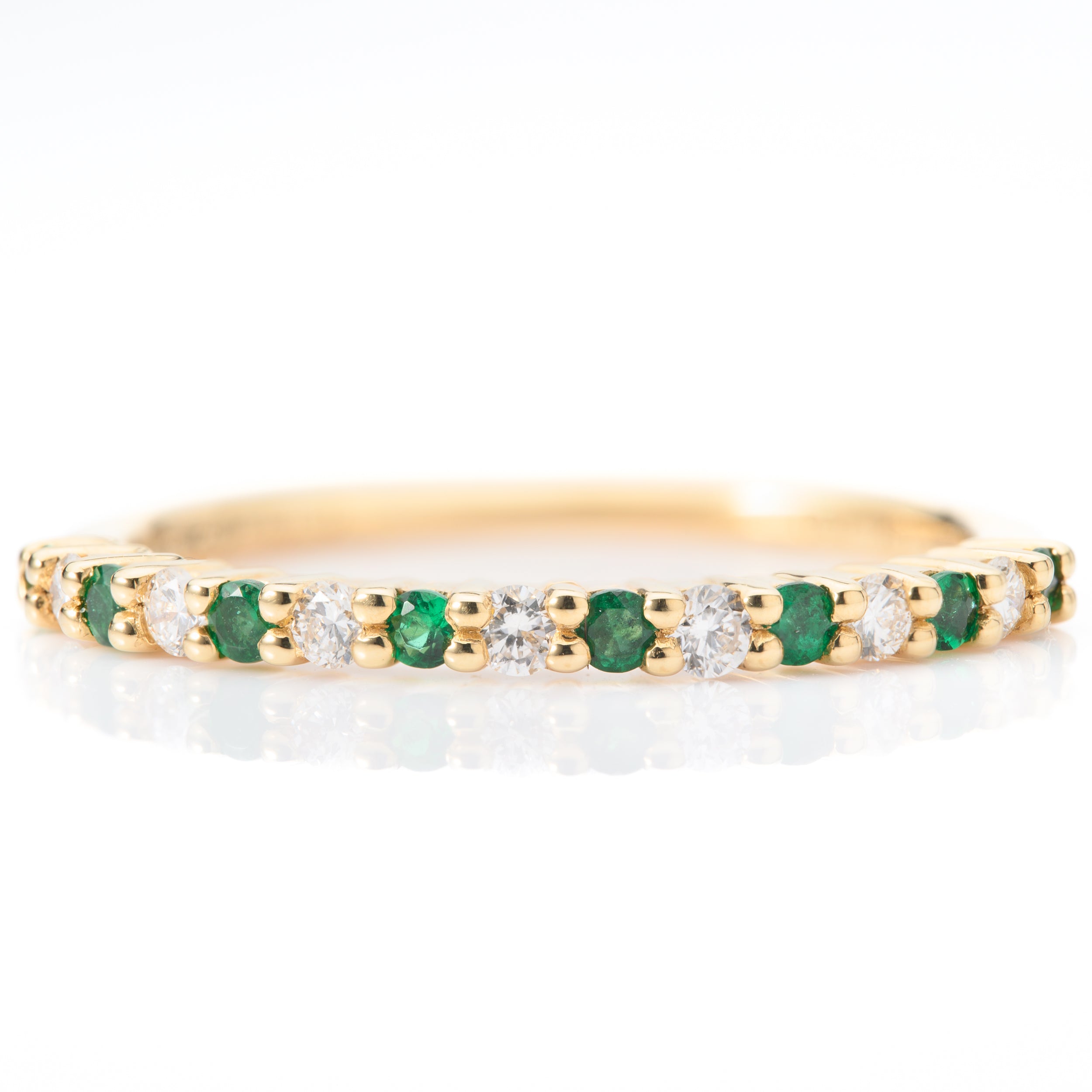 18ct Gold Round Cut Emerald and Round Brilliant Cut Diamond Half Eternity Ring