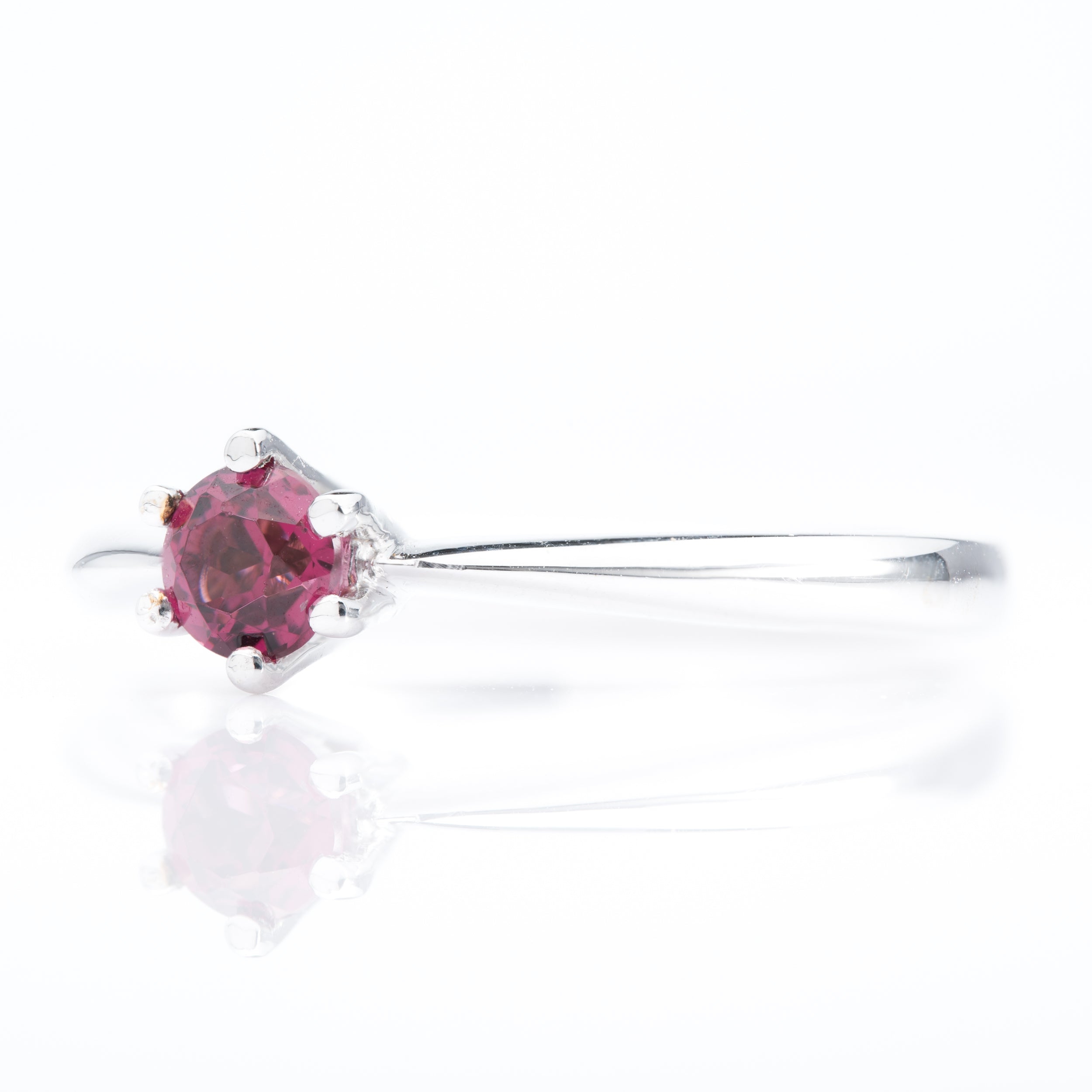 9ct White Gold Pink Garnet Set Ring