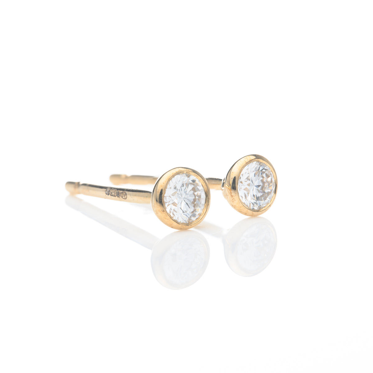 9ct Yellow Gold Bezel Set Lab Grown Diamond Stud Earrings (0.15ct)