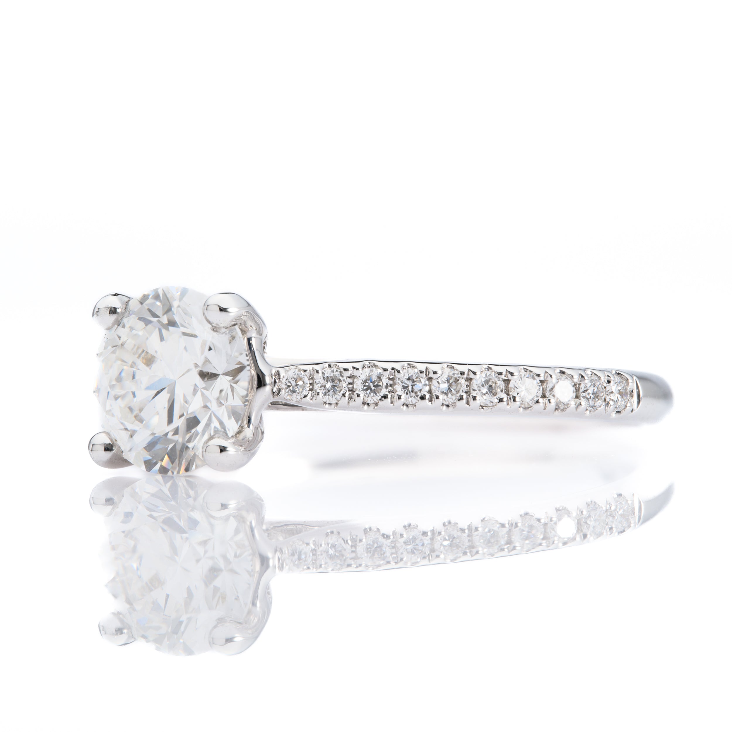 18ct White Gold Brilliant Cut Lab Grown Diamond Ring