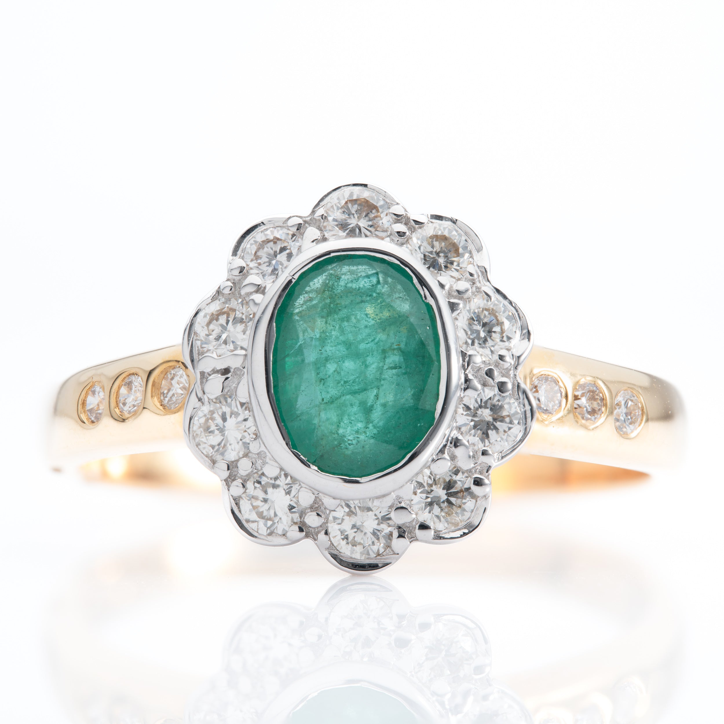 18ct Gold Oval Cut Emerald & Diamond Cluster Ring