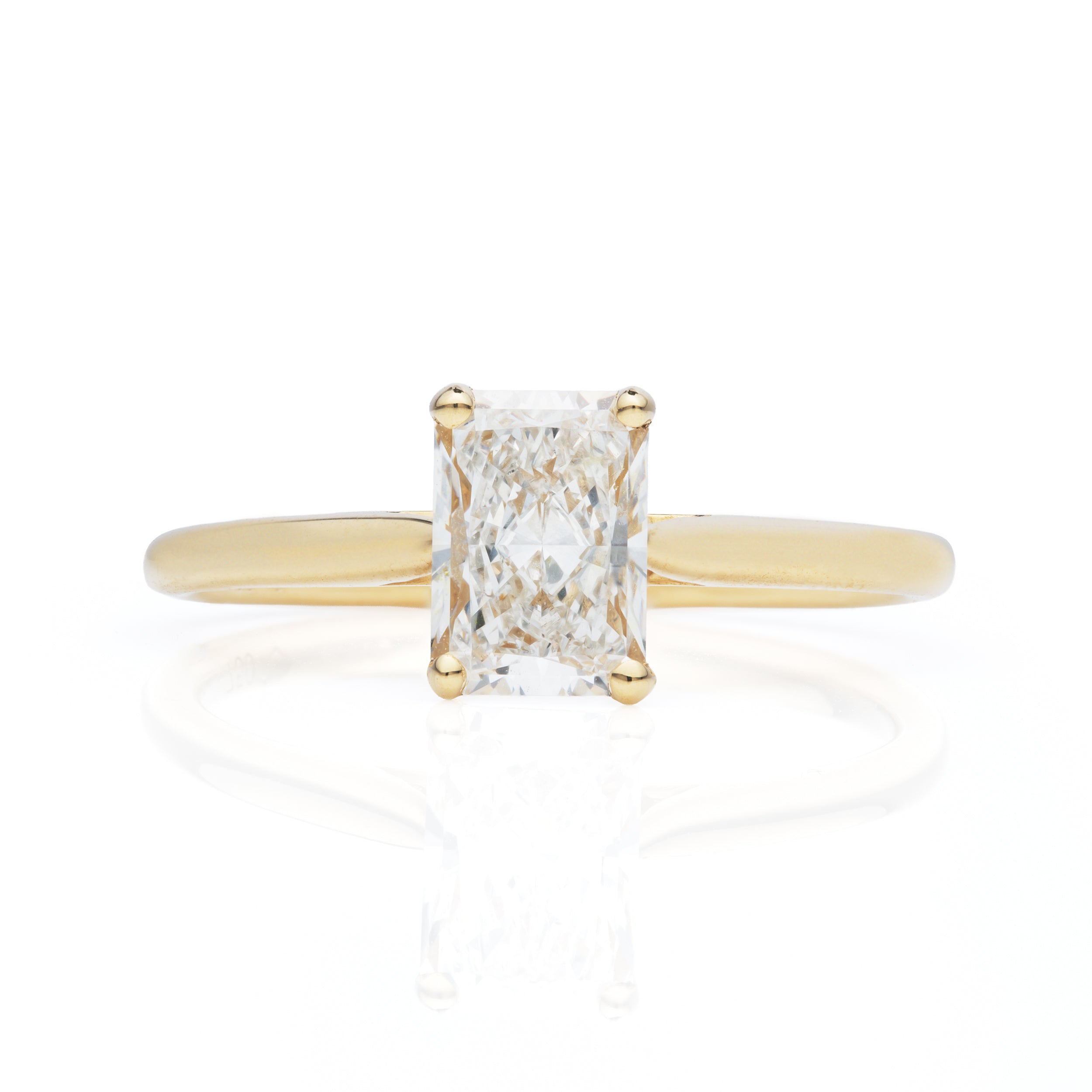 18ct Yellow Gold Radiant Cut Lab Grown Diamond Solitaire Ring