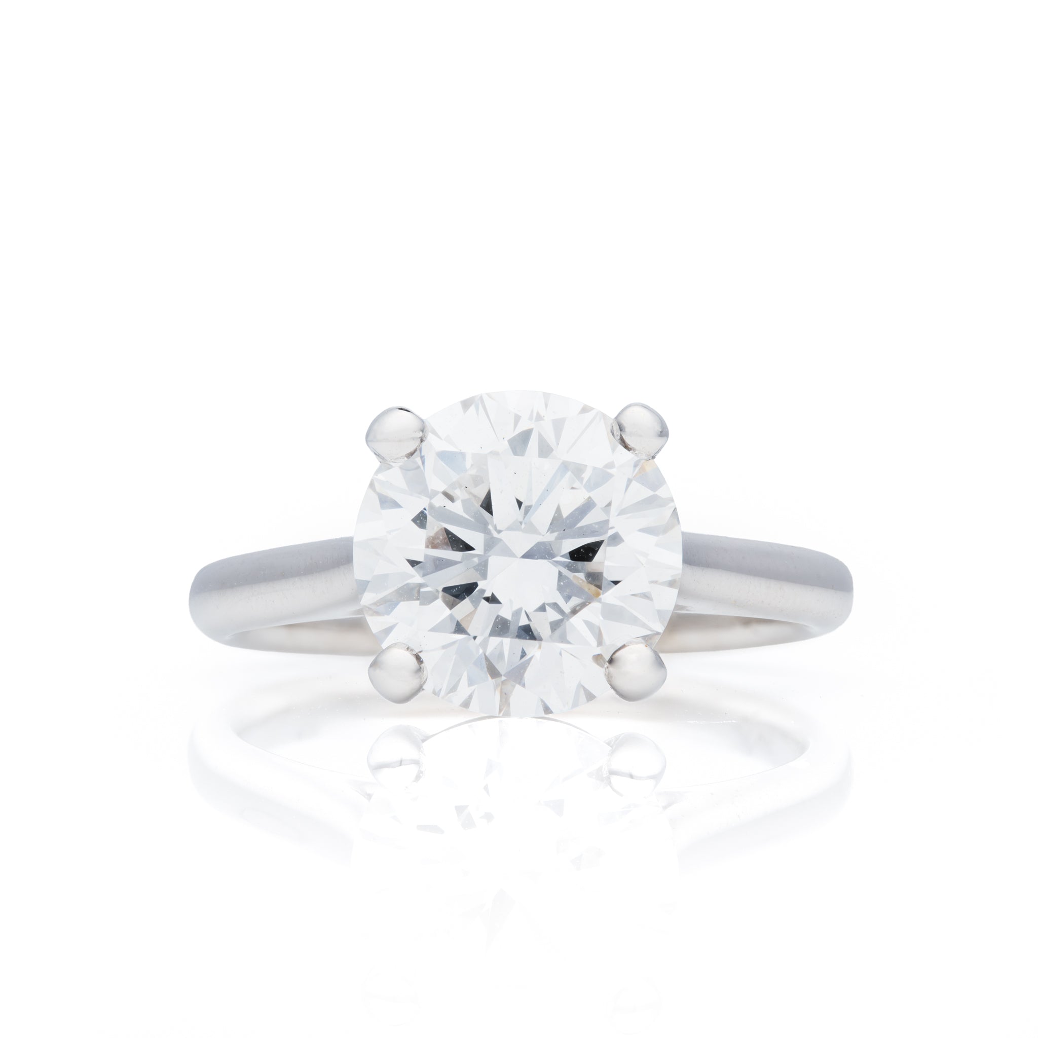 9ct White Gold Brilliant Cut Lab Grown Diamond Solitaire Ring