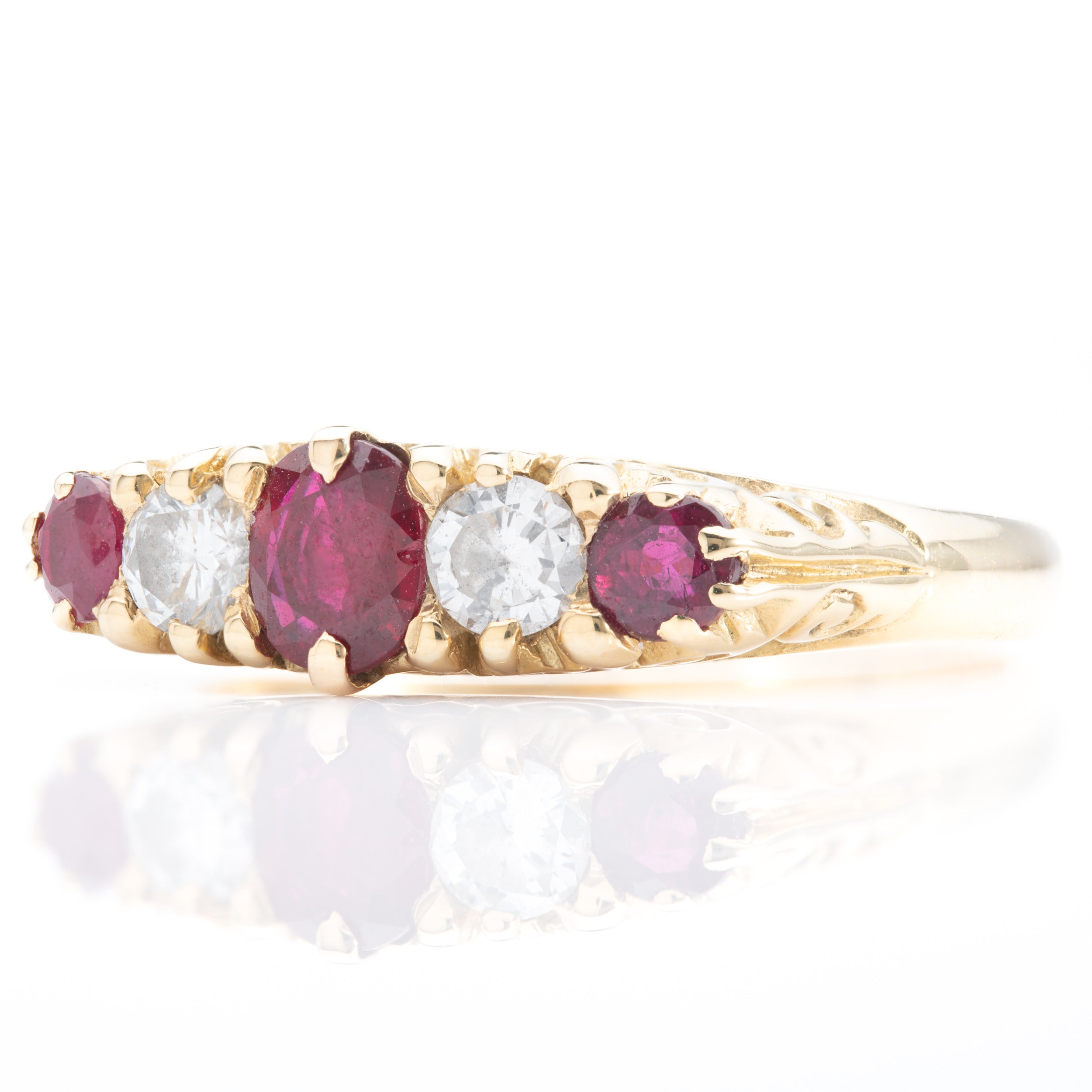 18ct Yellow Gold Ruby & Diamond 5-Stone Ring