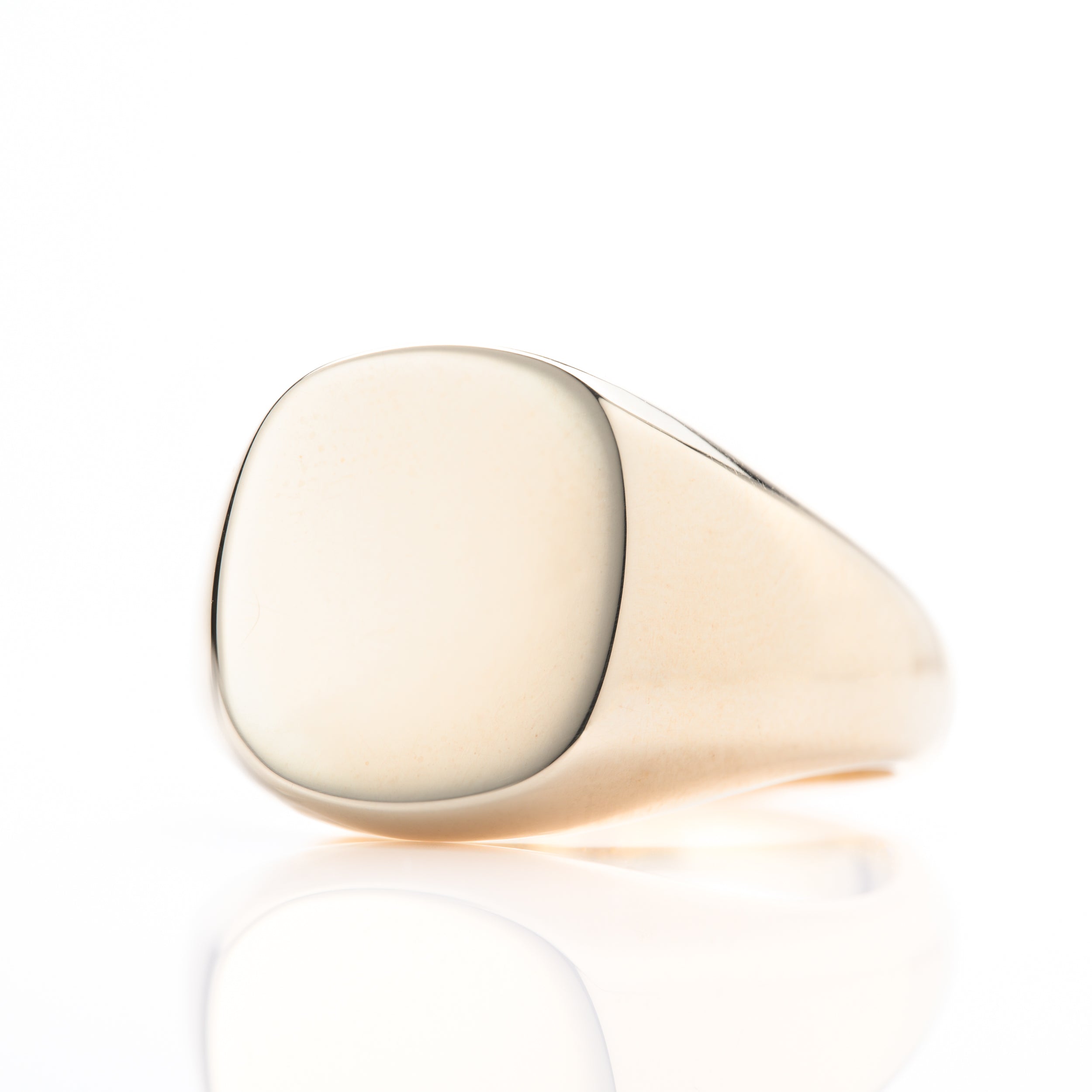 Pre-Owned 9ct Yellow Gold Cushion Signet Ring with 14x13mm Head