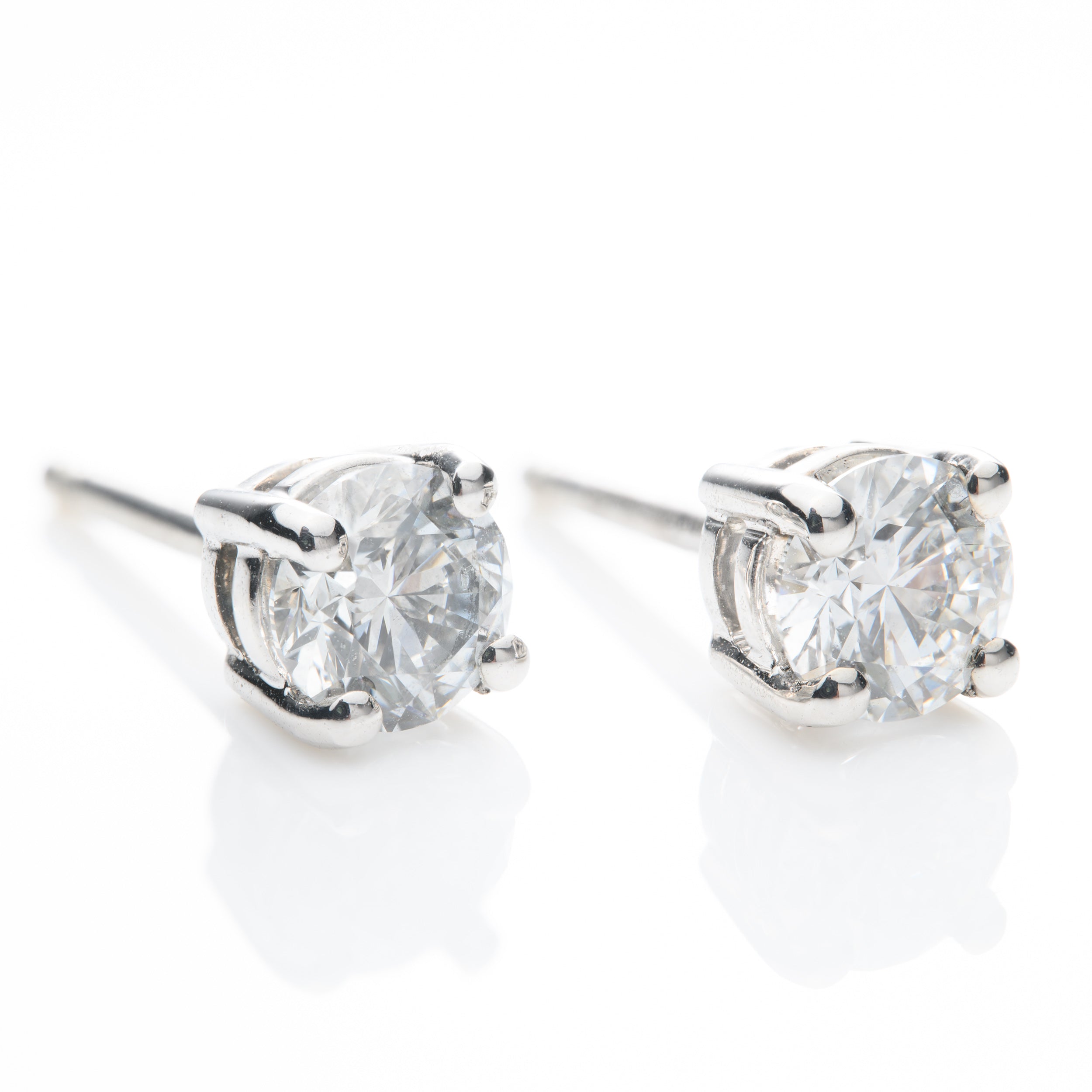18ct White Gold Brilliant Cut GIA Certified Diamond Stud Earrings (0.72ct)